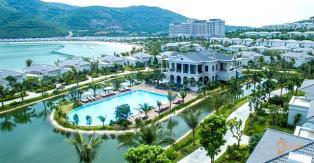 Vingroup targets 325 million international bond sale