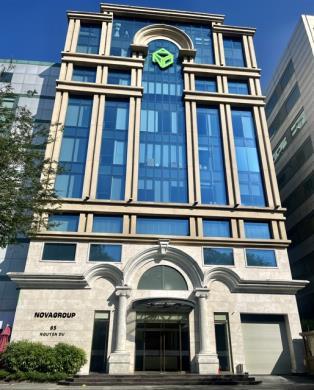 Novaland shares plunge amid corporate bond fraud investigation
