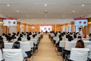 Experts discuss empowering Việt Nams next generation of actuaries