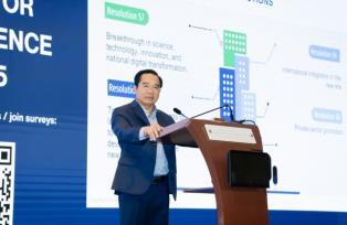 Global investors flock to HCM City conference seeking opportunities