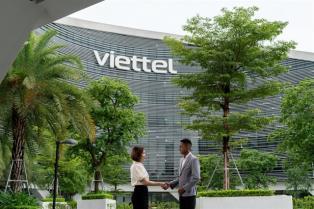 Viettel targets double-digit growth through high-tech make in Việt Nam exports