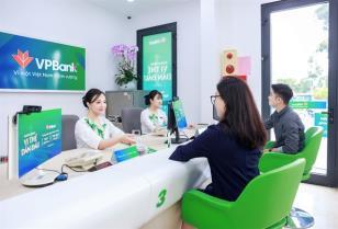 Bank stocks push VN-Index past 1,580-point mark
