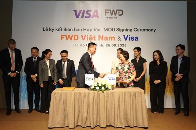 Visa links with with insurer FWD Vietnam
