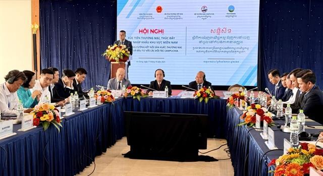 Việt Nam, Cambodia step up trade cooperation, eyeing 20 billion USD milestone