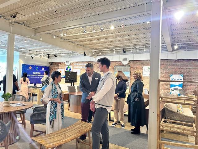 Việt Nam strengthen global presence at worlds largest furniture fair in the US