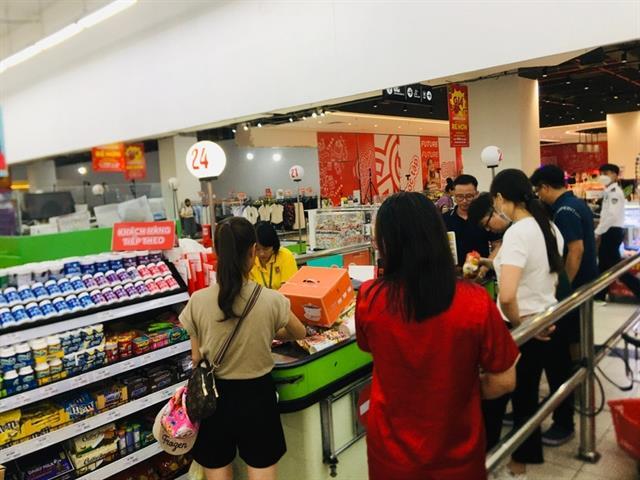 Việt Nams retail sales top 195 billion in nine months