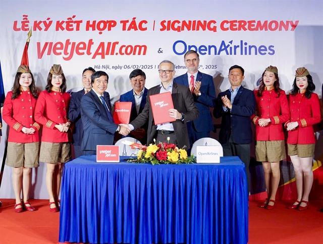 Vietjet, Satair sign multi-year service agreement