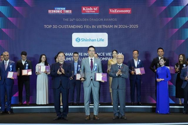 Shinhan Life Vietnam wins at the 2025 Golden Dragon Awards