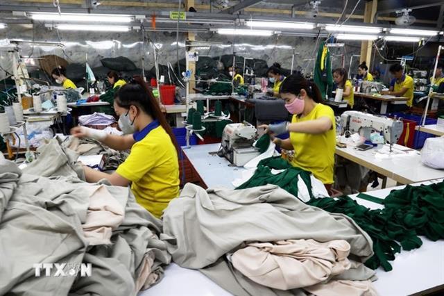 US tariffs threaten Việt Nams exports, economic growth
