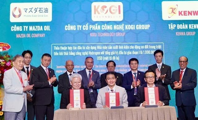 HCM City secures US6 bln deal for green energy, oil refinery projects