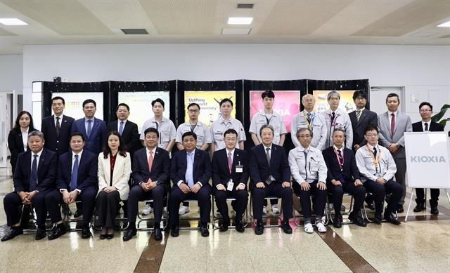 Deputy PM calls for Japanese investment in semiconductor industry