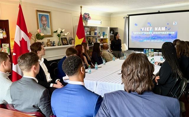 Canadian companies shift to Vietnamese market