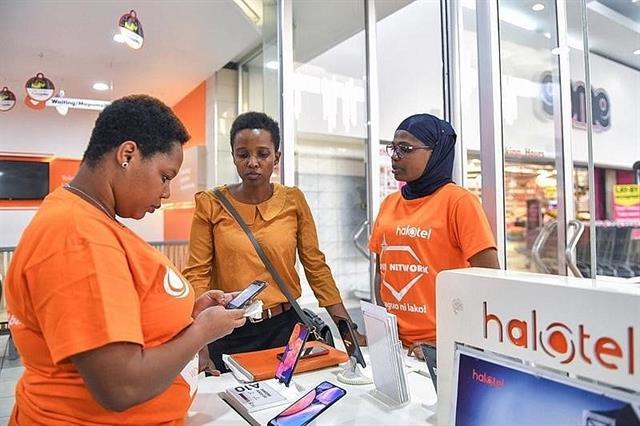 Vietnamese businesses invest 309.3 million broad in four months