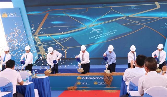 Vietnam Airlines breaks ground on two projects at Long Thành International Airport
