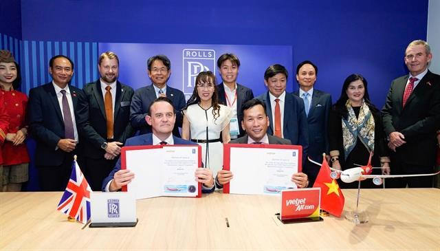 Vietjet places major order for 40 additional Rolls-Royce Trent 7000 engines