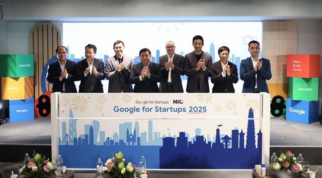 Việt Nam reaffirms AI leadership ambitions, deepens ties with Google