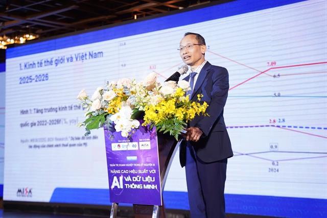 Workshop discusses economic shifts in the AI era, AI applications