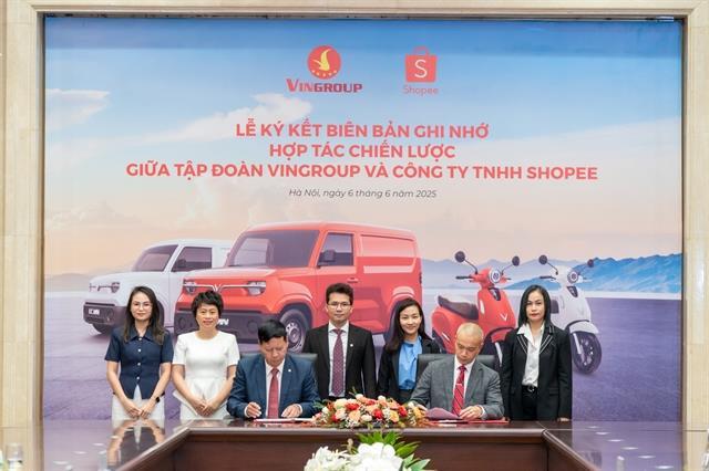 Vingroup and Shopee sign strategic cooperation agreement 

