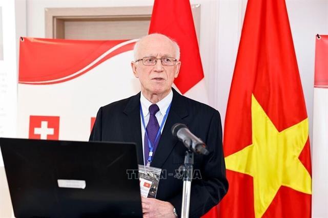 Việt Nams financial centre should compete regionally before going global: Swiss expert