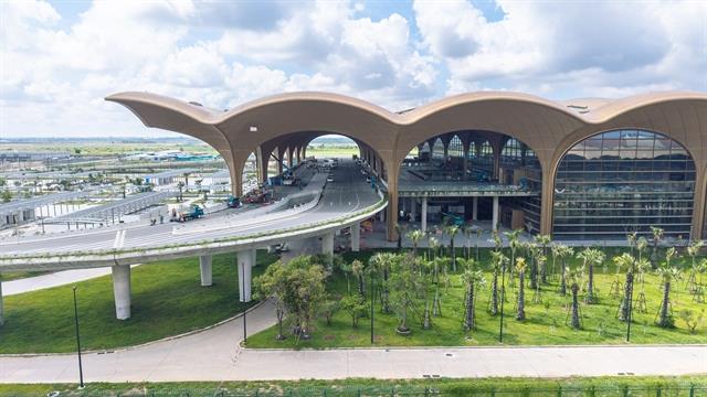 Vietnam Airlines moves operations to new airport in Phnom Penh