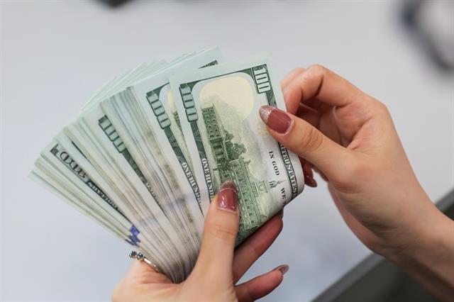 E-transfers from 1,000 USD at Vietnams IFC must be reported: Draft decree