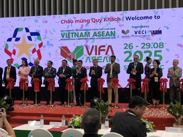 International furniture, home accessories fair in HCM City hopes to get 10,000 visitors
