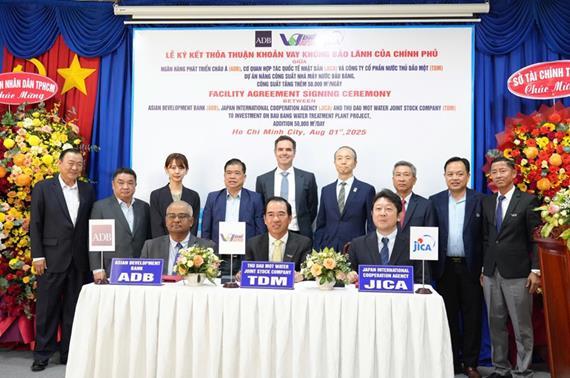 ADB and Thủ Dầu Một Water sign 6 million loan agreement for water expansion project