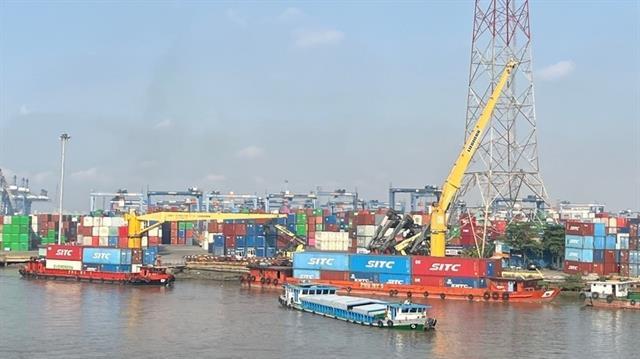 Việt Nam posts trade surplus of 10.18 billion in seven months