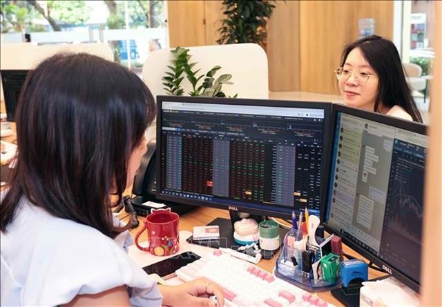 Việt Nams stock market boom demands robust technology infrastructure
