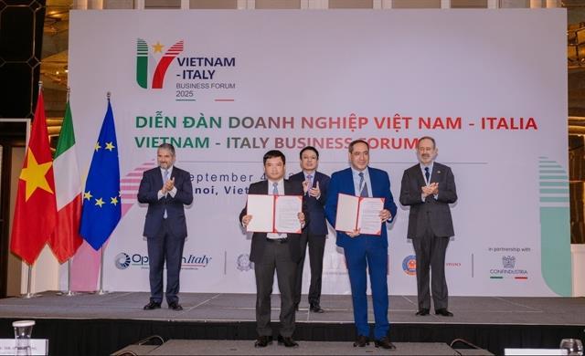 Centre for Advanced Design in telecommunications and space established