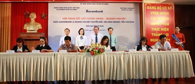 Sacombank offers 132 mil credit package to household businesses, small traders