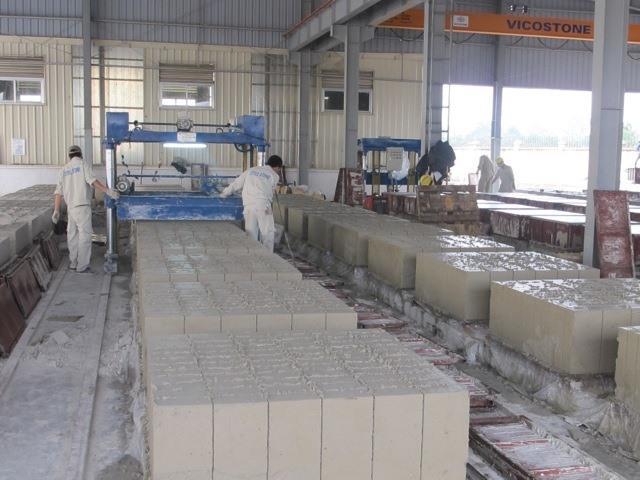 Stock prices plummet, Vicostone plans to buy 3.2 million treasury shares