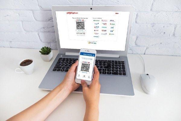 Vietjet co-operates with VNPAY to adopt QR code payments