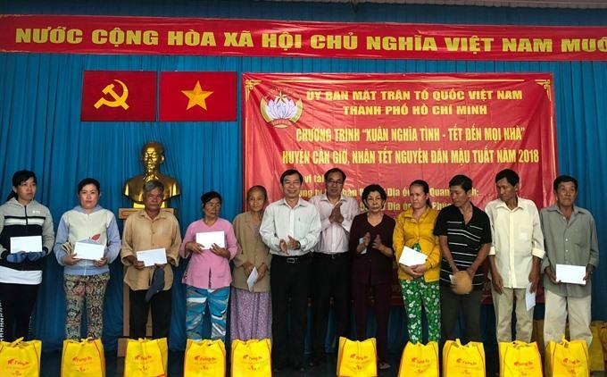 Cooking oil firm lends helping hand to underprivileged