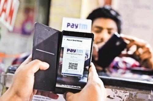 Third of local firms do business on social networks