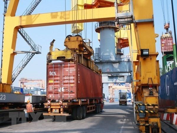 IMF projects Viet Nams GDP growth by 6.6%