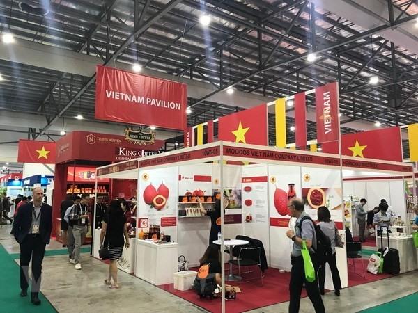 Vietnamese firms attend FHA show in Singapore