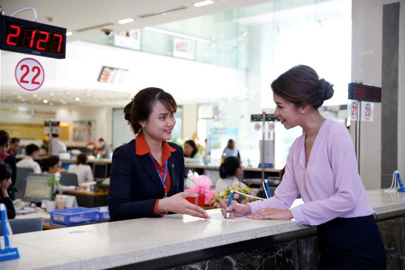 Sacombank issues certificate of deposit