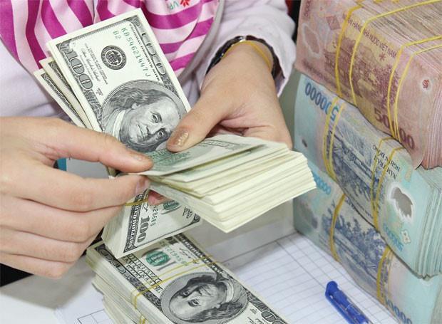 Vietnamese dong should be devaluated at moderate rate, says VEPR