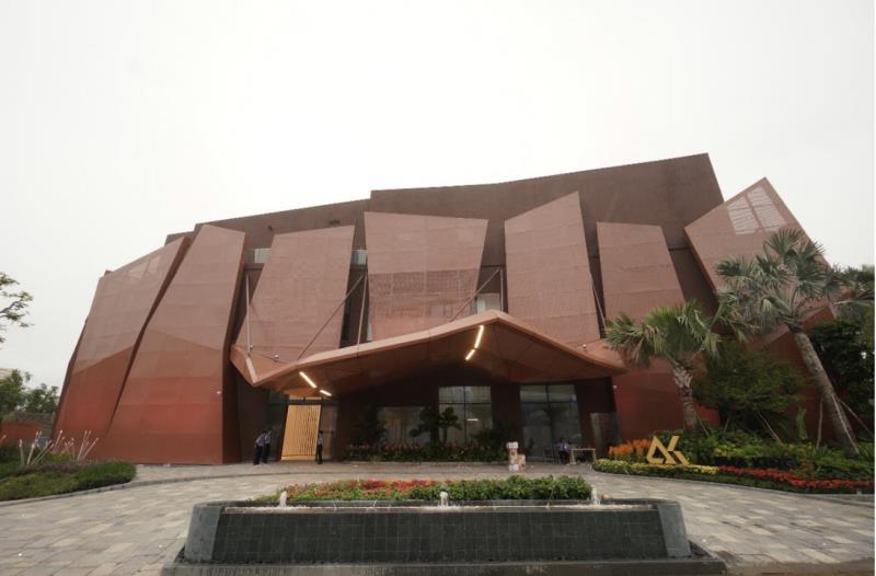 Alpha Kings new cultural hub opens in HCM City