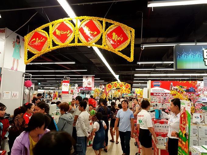 Supermarkets report sharp rise in sales during New Year