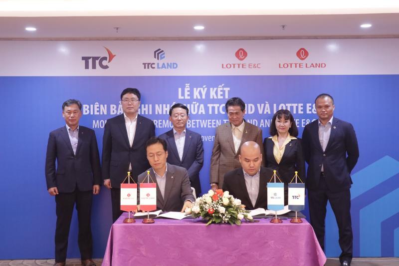Koreas Lotte to invest 100m in property joint venture with TTC Land