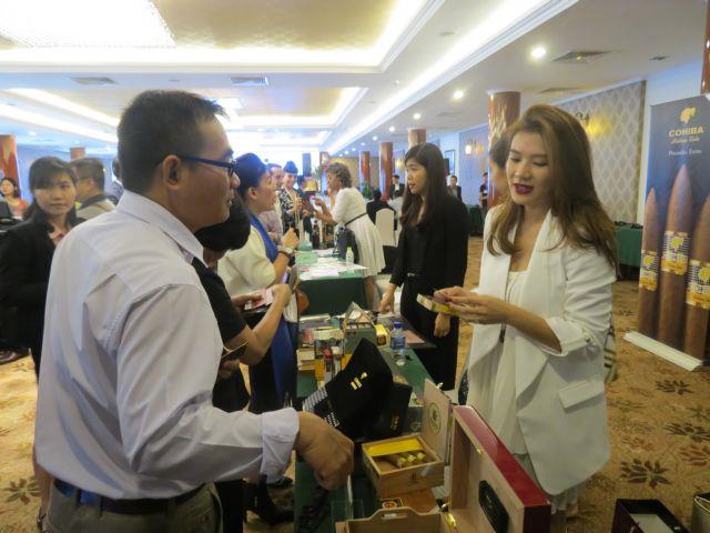 Cuba, VN seek better business ties