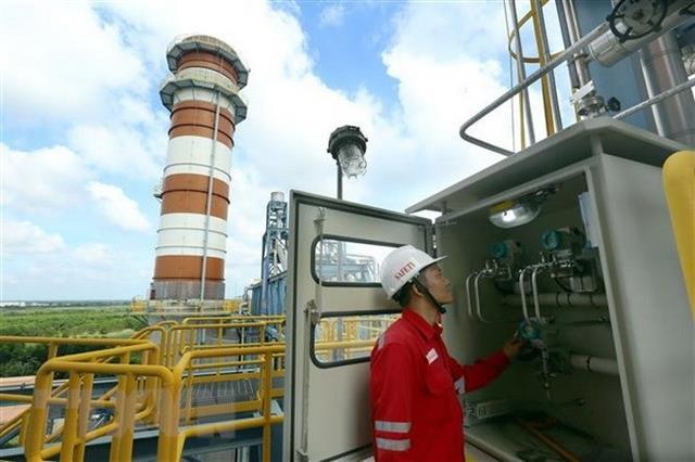 Shares stagnant despite ETF portfolio restructuring