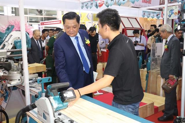 Vietbuild expo underway in Can Tho