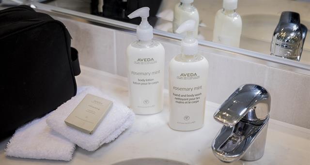 Hotel group to cut plastic waste