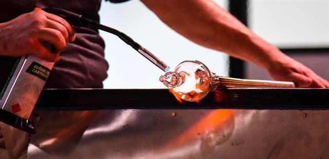 Thai glass container company eyes Vietnamese market