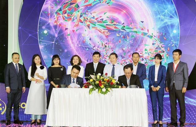 Viet Nam set to create value in global supply chains, CEOs tell forum