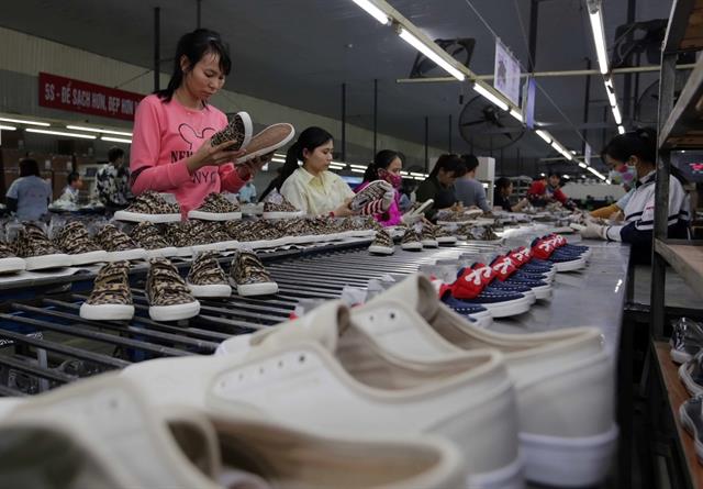 Hope for Viet Nams billion-dollar export industry at end of year