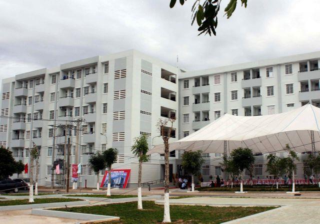 HCM City draws up specific policies for large firms